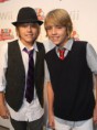 /album/galeria-de-fotos/cole-sprouse-dylan-sprouse-jpg/